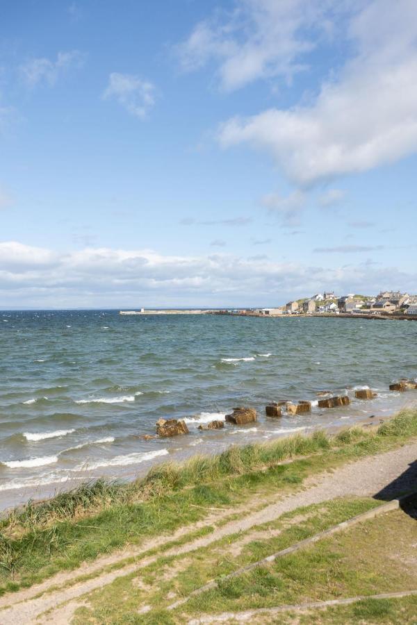 The Beach Hut, Burghead エクステリア 写真